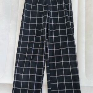 Abercrombie & Fitch Stylish Black Checkered Pants